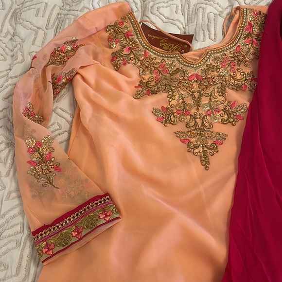 Indian Pakistani kurta suit set outfit pink gold tunic / dupatta / pants - Picture 2 of 8